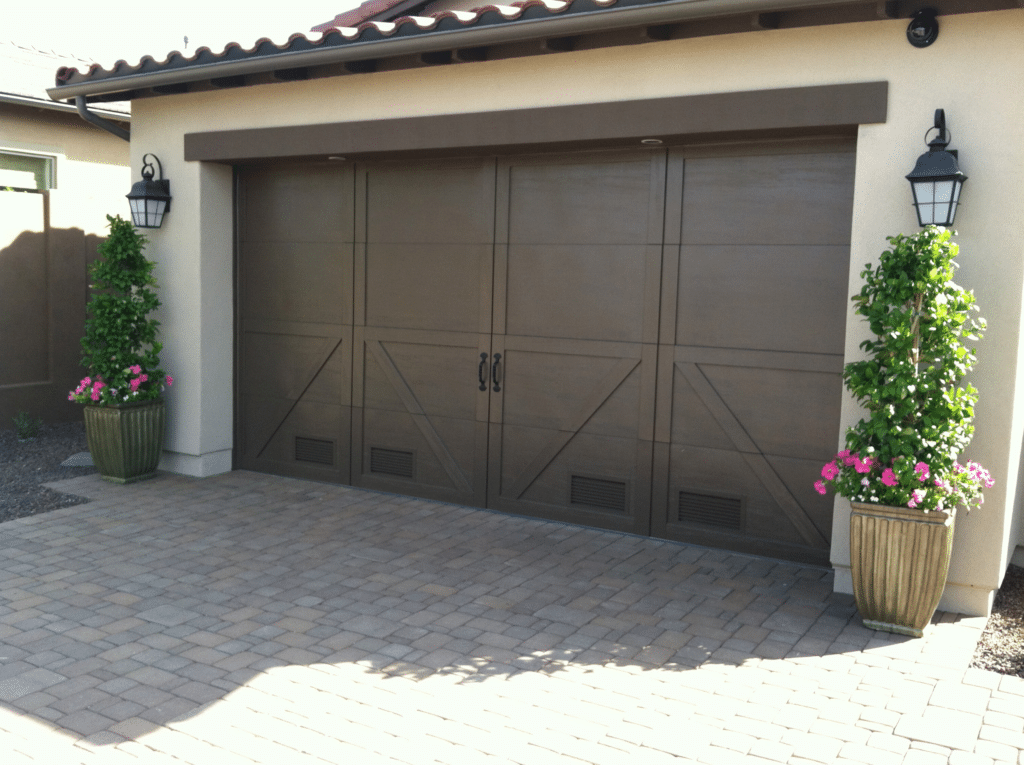 Steelhouse Bradford Stained With Vents Stanpac2 - Garage Door Experts San Diego